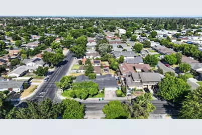 442 W Lincoln Rd, Stockton, CA 95207 - Photo 11