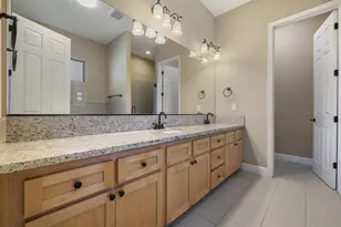 1027 Winter Ln, Patterson, CA 95363 - Photo 15
