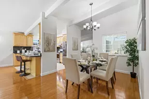 1056 Oaktree Dr, San Jose, CA 95129 - Photo 19