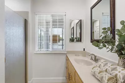 1056 Oaktree Dr, San Jose, CA 95129 - Photo 45