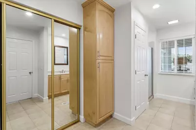 1056 Oaktree Dr, San Jose, CA 95129 - Photo 43
