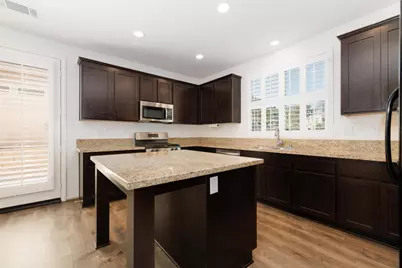 26944 Trestles Dr, Canyon Country, CA 91351 - Photo 21
