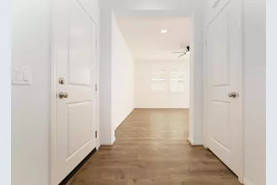 26944 Trestles Dr, Canyon Country, CA 91351 - Photo 17
