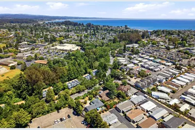 2052 Wharf Rd, Capitola, CA 95010 - Photo 45