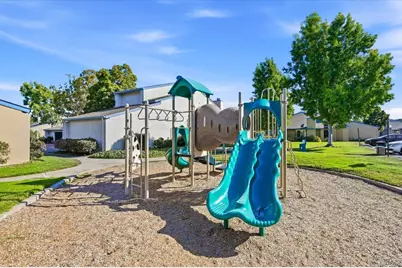 655 Libra Ln, Foster City, CA 94404 - Photo 25