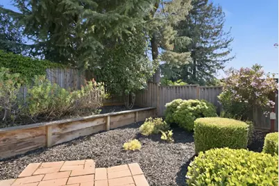 6088 Knoll Park Ct, San Jose, CA 95120 - Photo 39