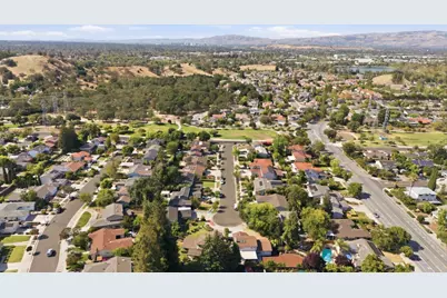 6088 Knoll Park Ct, San Jose, CA 95120 - Photo 53