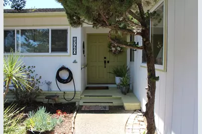 15480 Oak Hills Dr, Salinas, CA 93907 - Photo 3