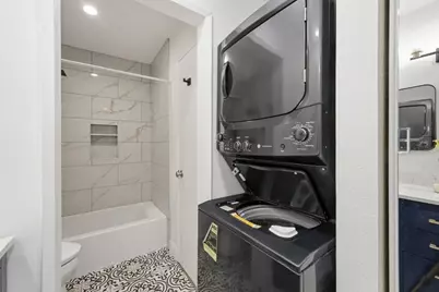 20760 4th St 11, Saratoga, CA 95070 - Photo 15