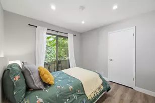 20760 4th St 11, Saratoga, CA 95070 - Photo 17