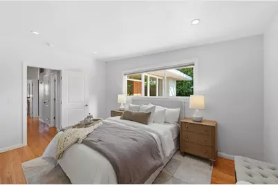 201 Thompson Sq, Mountain View, CA 94043 - Photo 29