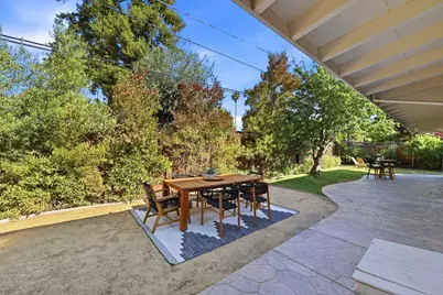 201 Thompson Sq, Mountain View, CA 94043 - Photo 39