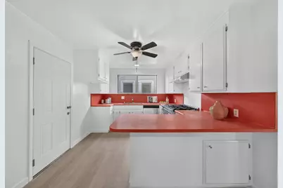2433 W Hedding St, San Jose, CA 95128 - Photo 25