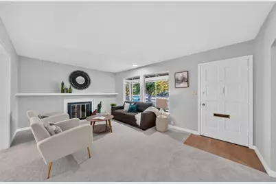2433 W Hedding St, San Jose, CA 95128 - Photo 11