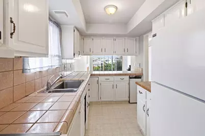 174 Kern St 31, Salinas, CA 93905 - Photo 3