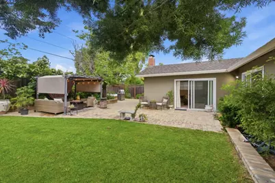 5267 Woodstock Way, San Jose, CA 95118 - Photo 31