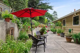 127 Mar Vista Dr, Monterey, CA 93940 - Photo 31