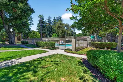5696 Makati Cir D, San Jose, CA 95123 - Photo 23