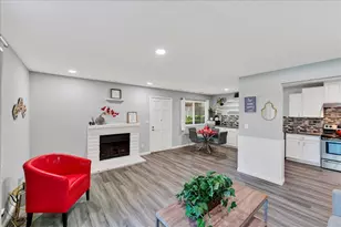 5696 Makati Cir D, San Jose, CA 95123 - Photo 7