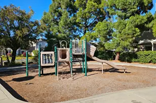 504 Waterlily Ln, Redwood City, CA 94065 - Photo 39