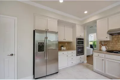 504 Waterlily Ln, Redwood City, CA 94065 - Photo 7