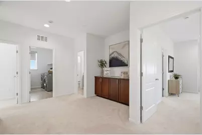1439 Shore Dr, San Jose, CA 95131 - Photo 21