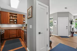 108 Commodore Dr, Richmond, CA 94804 - Photo 11