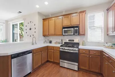 730 Tennyson Dr, Gilroy, CA 95020 - Photo 15