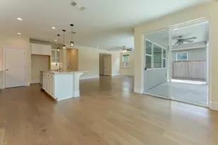 552 Cadiz Dr, Hollister, CA 95023 - Photo 13