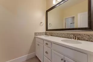 552 Cadiz Dr, Hollister, CA 95023 - Photo 21