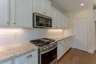 552 Cadiz Dr, Hollister, CA 95023 - Photo 11