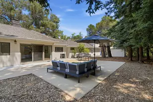 306 Walsh Rd, Atherton, CA 94027 - Photo 69