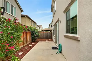 1225 Rosales Ln, Hollister, CA 95023 - Photo 43