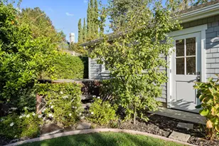 240 University Dr, Menlo Park, CA 94025 - Photo 29