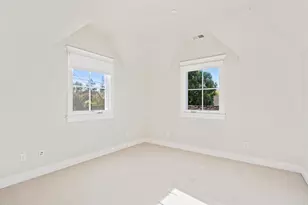 240 University Dr, Menlo Park, CA 94025 - Photo 19
