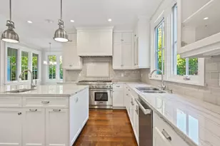 240 University Dr, Menlo Park, CA 94025 - Photo 11