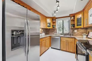 20740 Celeste Cir, Cupertino, CA 95014 - Photo 11