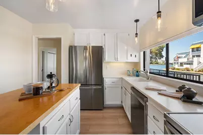 601 Portofino Ln, Foster City, CA 94404 - Photo 21