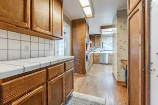 10675 Club House Ln, Cupertino, CA 95014 - Photo 9