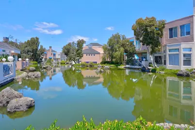 732 Mediterranean Ln, Redwood City, CA 94065 - Photo 43
