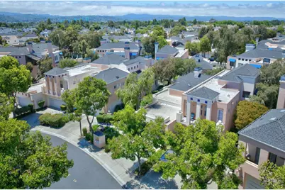 732 Mediterranean Ln, Redwood City, CA 94065 - Photo 49