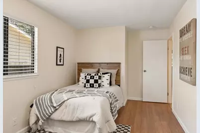 1045 Redmond Ave, San Jose, CA 95120 - Photo 15