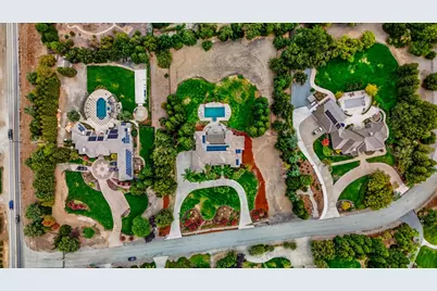 10746 Green Valley Dr, Gilroy, CA 95020 - Photo 7