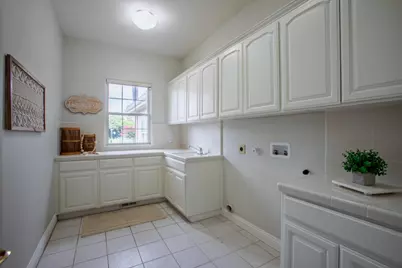 10746 Green Valley Dr, Gilroy, CA 95020 - Photo 39