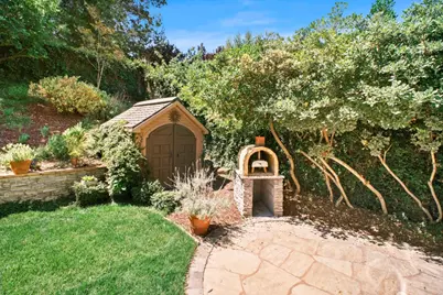 1392 Thornbury Ln, San Jose, CA 95138 - Photo 11