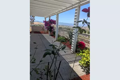 9041 Village View Loop, San Jose, CA 95135 - Photo 19