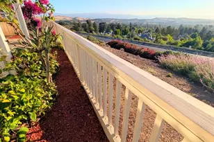 9041 Village View Loop, San Jose, CA 95135 - Photo 23