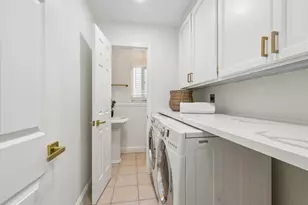 1379 Adobe Ct, San Jose, CA 95118 - Photo 15