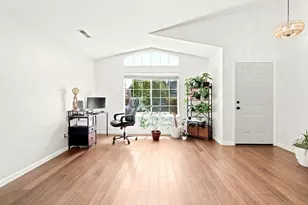 1571 Mimosa St, Hollister, CA 95023 - Photo 7
