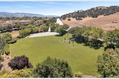190 Fennel Ct, Morgan Hill, CA 95037 - Photo 87